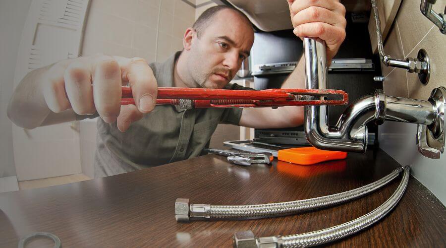 Local sewer line repair in Syracuse, IN